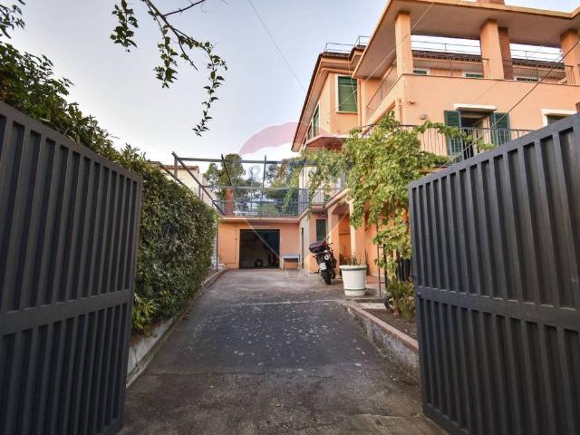 Villa Indipendente in vendita a Massannunziata, Mascalucia