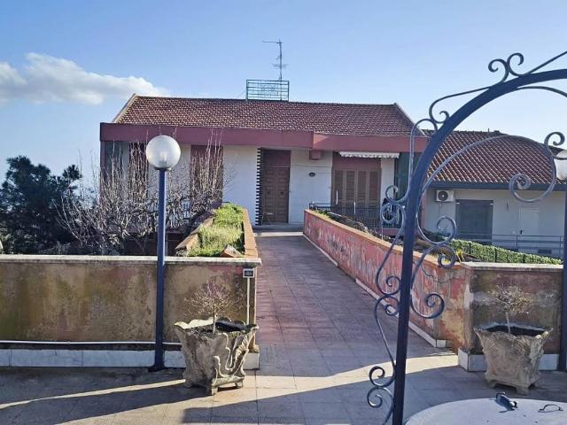 Villa Indipendente in vendita a Sciara, Mascalucia