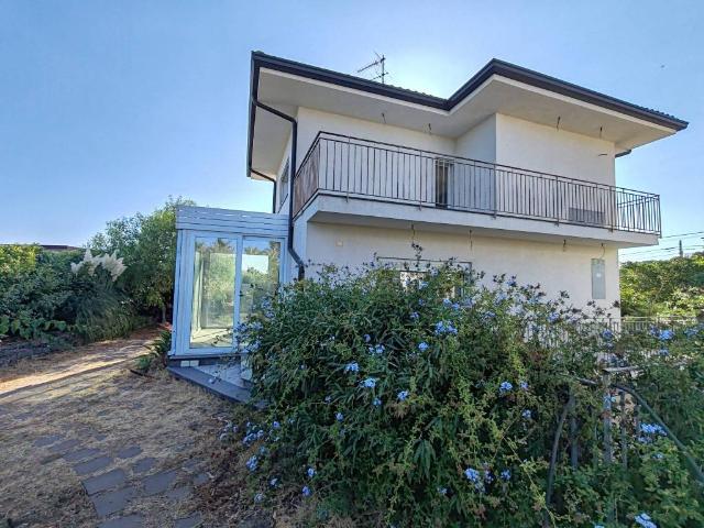 Villa Indipendente in vendita a Mascalucia, Sicilia
