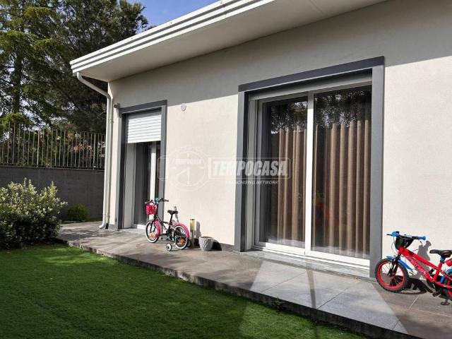 Villa Indipendente in vendita a Massannunziata, Mascalucia