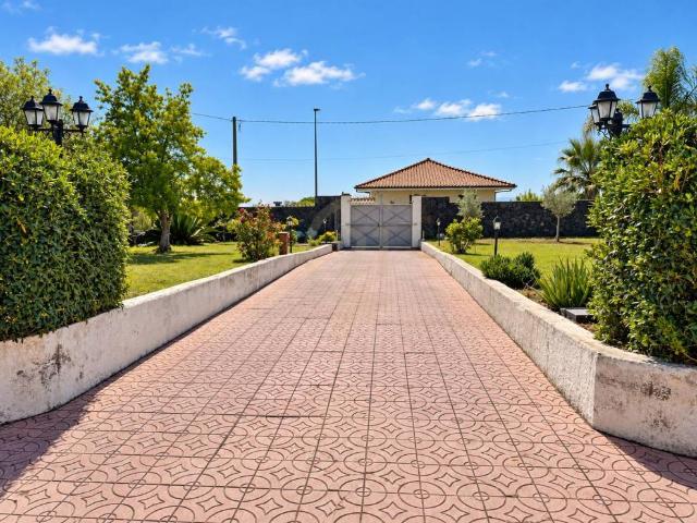 Villa Indipendente in vendita a Massannunziata, Mascalucia