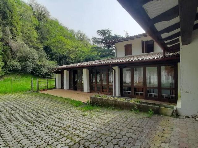 Villa Indipendente in vendita a Crespignaga, Maser