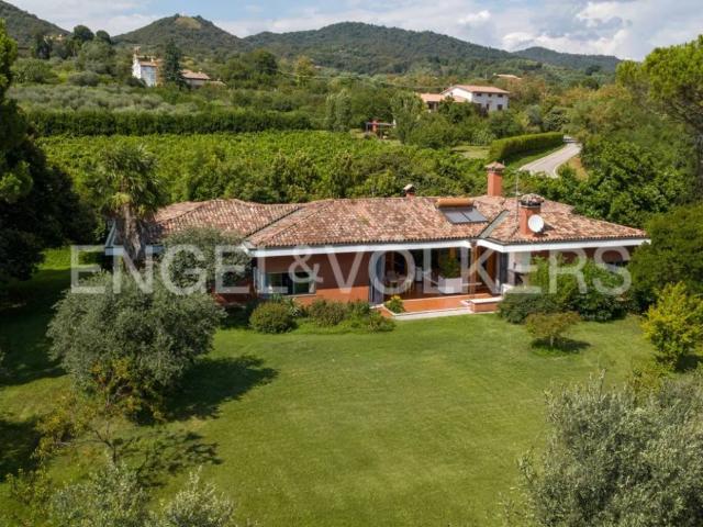 Villa Indipendente in vendita a Fonte, Maser
