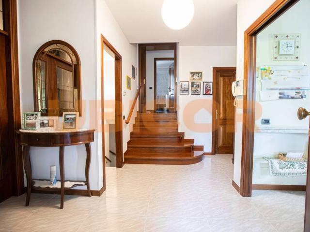 Villa Indipendente in vendita a Bertipaglia, Maserà Di Padova