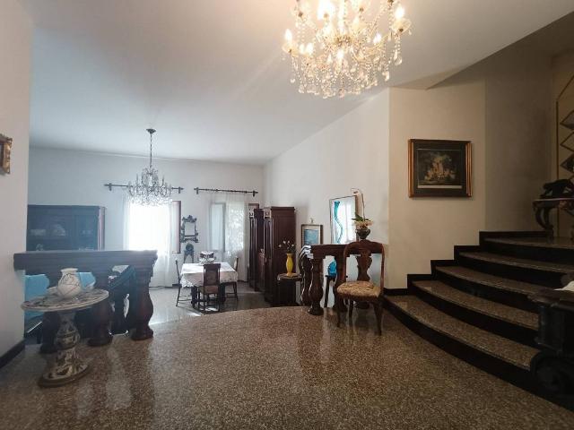 Villa Indipendente in vendita a Bertipaglia, Maserà Di Padova