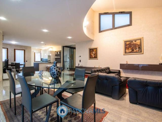 Villa Indipendente in vendita a Maserà Di Padova, Veneto