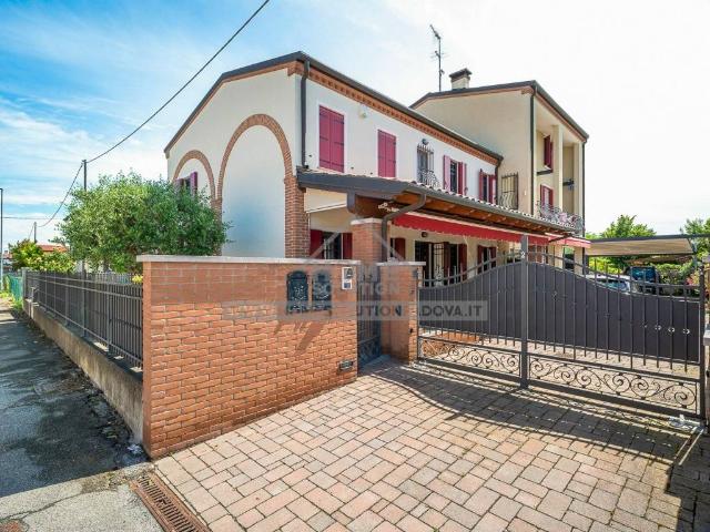 Villa Indipendente in vendita a Maserà Di Padova, Veneto