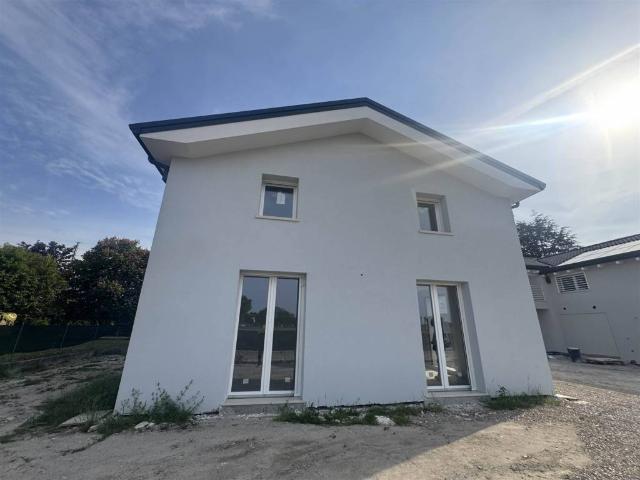 Villa Indipendente in vendita a Maserà Di Padova, Veneto