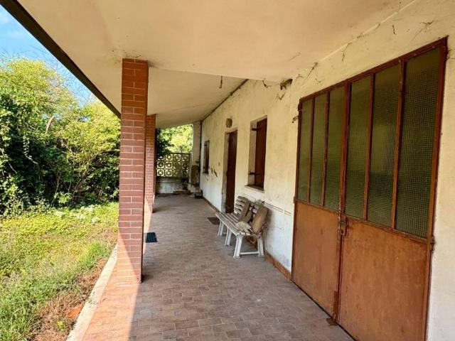 Villa Indipendente in vendita a Maserada Sul Piave, Veneto