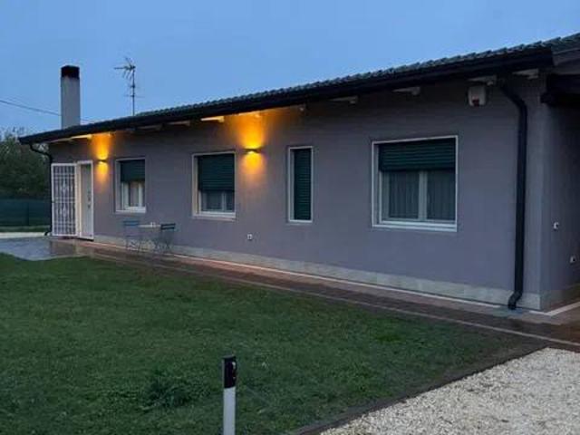 Villa Indipendente in vendita a Masi, Veneto