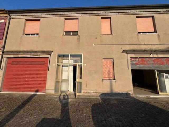 Villa Indipendente in vendita a Masi Torello, Reggio Emilia
