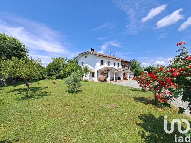 Villa Indipendente in vendita a Piemonte, Alessandria