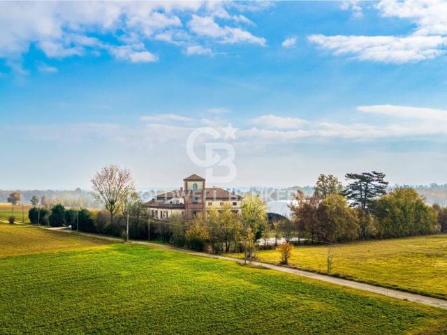 Villa Indipendente in vendita a Piemonte, Alessandria