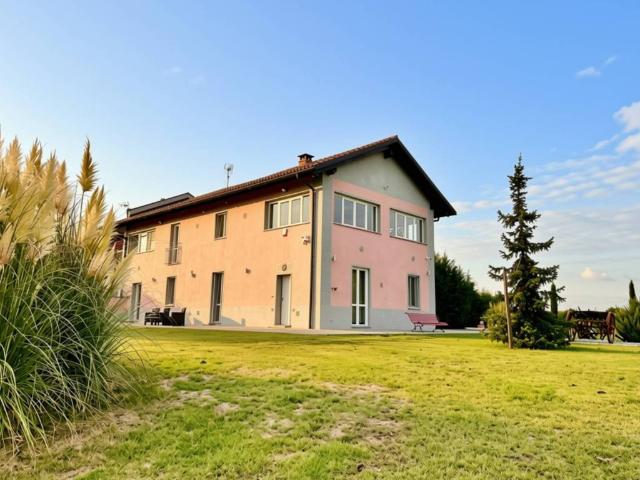Villa Indipendente in vendita a Piemonte, Alessandria