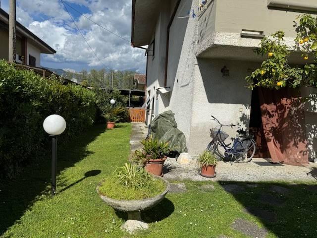 Villa Indipendente in vendita a San Carlo, Marina Di Massa