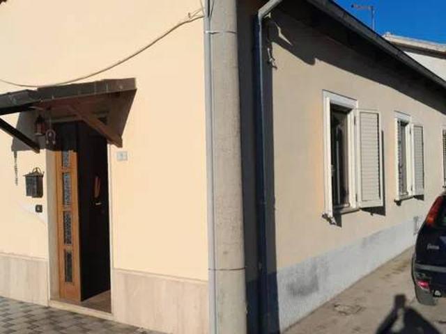 Villa Indipendente in vendita a Massa D'albe, Abruzzo