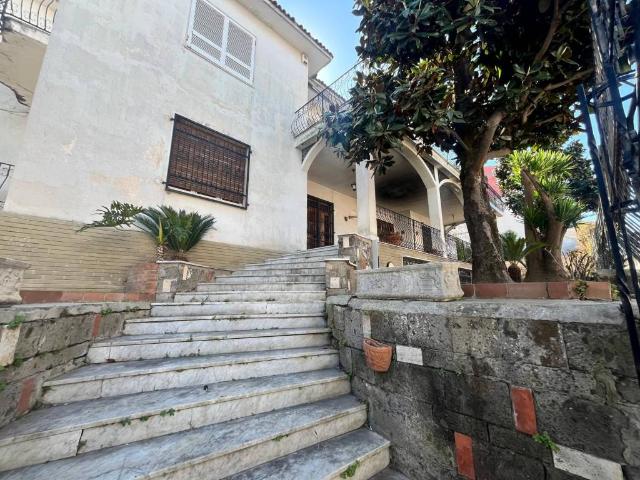 Villa Indipendente in vendita a Massa Di Somma, Campania