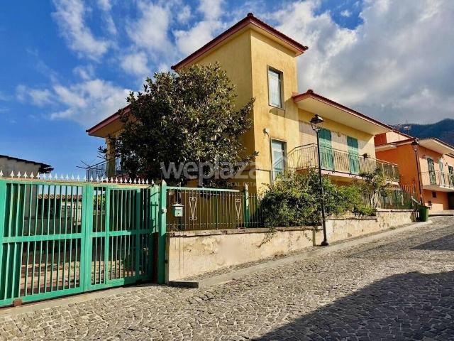 Villa Indipendente in vendita a Massa Di Somma, Campania