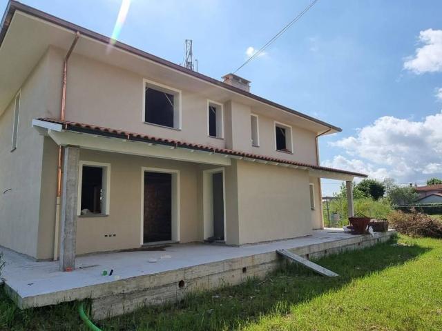 Villa Indipendente in vendita a Pistoia