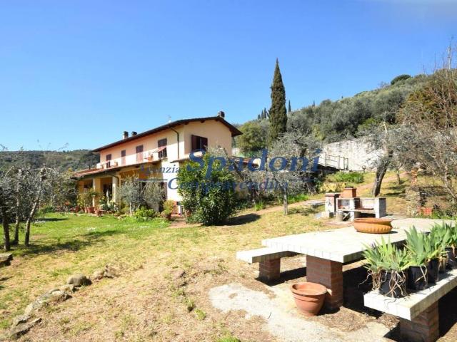 Villa Indipendente in vendita a Massa e Cozzile, Massa E Cozzile
