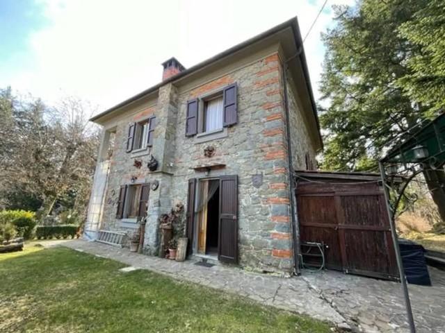 Villa Indipendente in vendita a Marliana, Pistoia