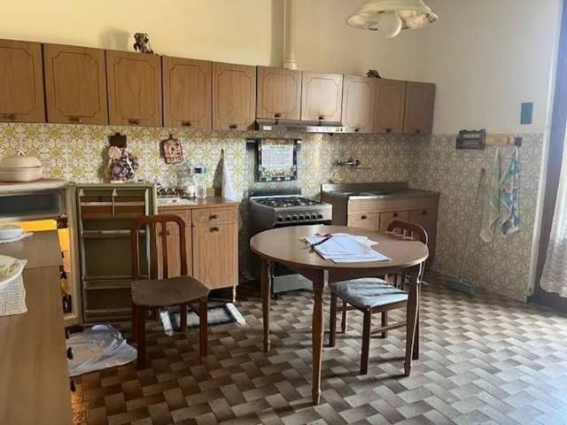 Villa Indipendente in vendita a Massa E Cozzile, Pistoia