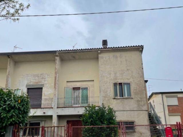 Villa Indipendente in vendita a Unione dei comuni della Bassa Romagna, Massa Lombarda