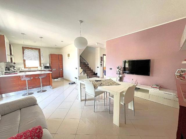 Villa Indipendente in vendita a Unione dei comuni della Bassa Romagna, Massa Lombarda
