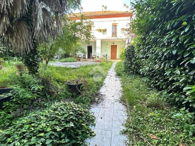 Villa Indipendente in vendita a Unione dei comuni della Bassa Romagna, Massa Lombarda
