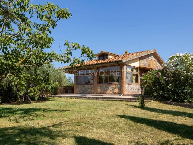 Villa Indipendente in vendita a Massa Marittima, Toscana