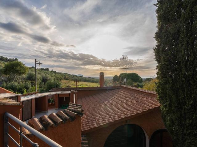 Villa Indipendente in vendita a Campiglia Marittima, Toscana