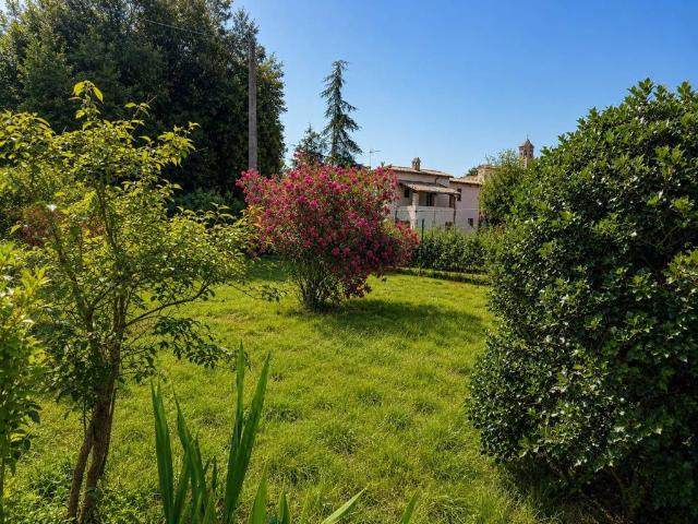 Villa Indipendente in vendita a Colpetrazzo, Umbria