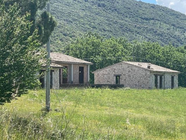 Villa Indipendente in vendita a Colpetrazzo, Umbria