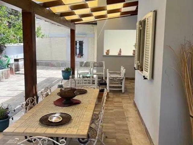 Villa Indipendente in vendita a Marina di Massa, Marina Di Massa