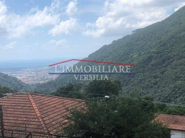 Villa Indipendente in vendita a Ca' di Cecco, Marina Di Massa