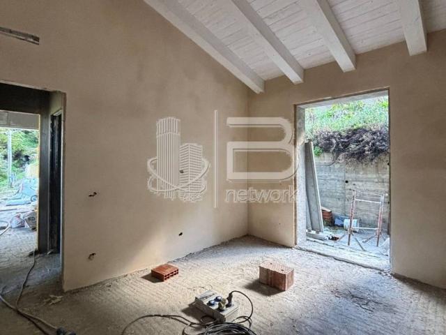 Villa Indipendente in vendita a San Carlo, Marina Di Massa