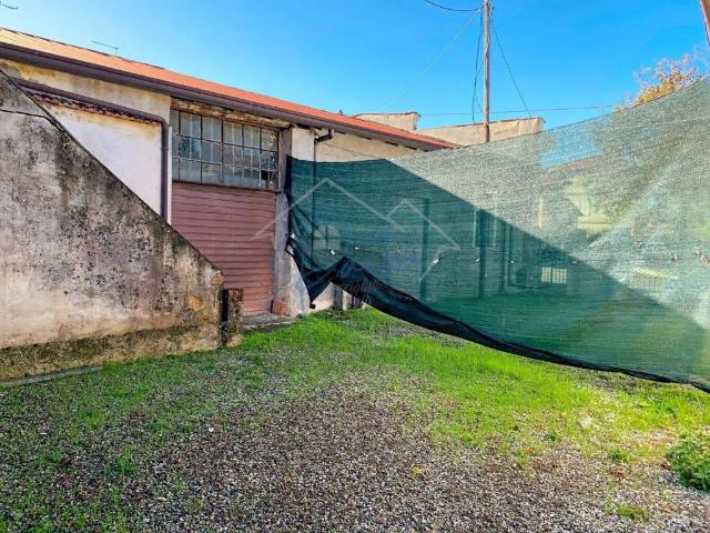 Villa Indipendente in vendita a Quercioli, Marina Di Massa