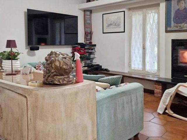 Villa Indipendente in vendita a Cinque Vie, Marina Di Massa