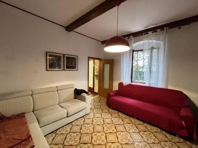 Villa Indipendente in vendita a Poggiolo, Marina Di Massa