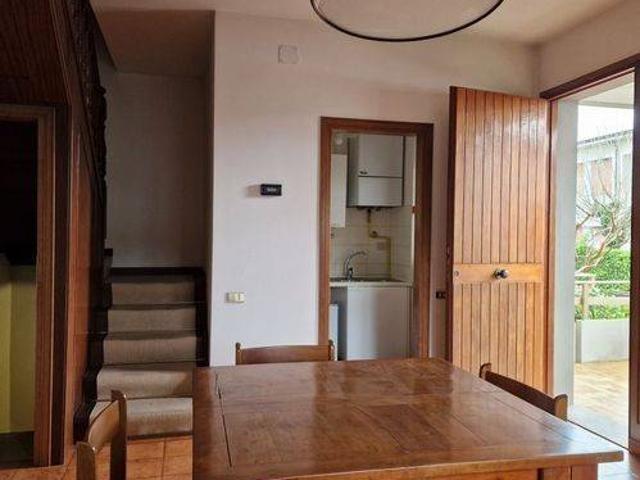 Villa Indipendente in vendita a Marina di Massa, Marina Di Massa