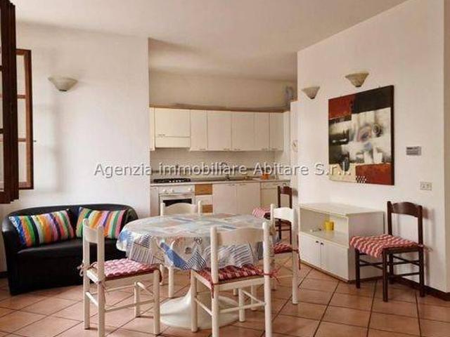 Villa Indipendente in vendita a Marina di Massa, Marina Di Massa