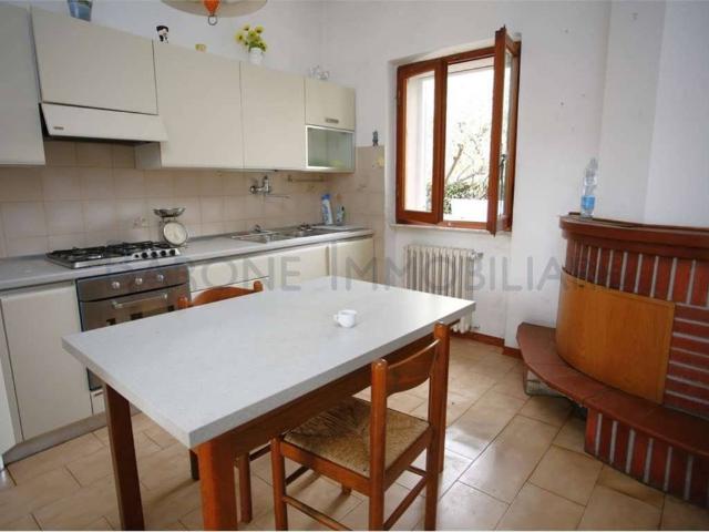 Villa Indipendente in vendita a Castagnola, Marina Di Massa