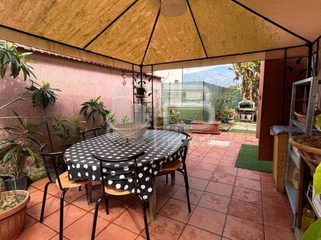 Villa Indipendente in vendita a Cinque Vie, Marina Di Massa