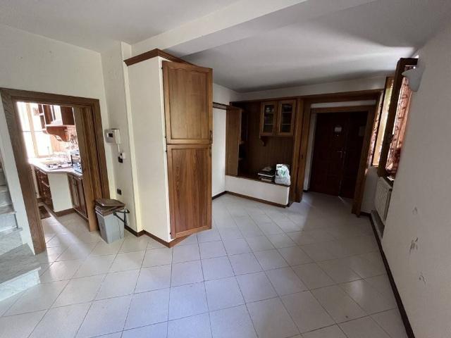 Villa Indipendente in vendita a San Carlo, Marina Di Massa