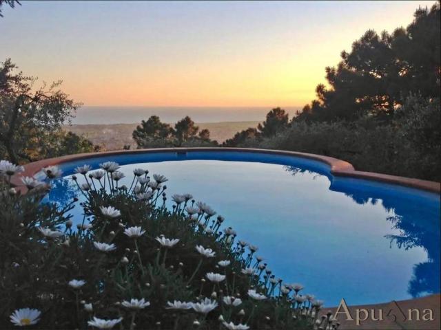 Villa Indipendente in vendita a San Carlo, Marina Di Massa
