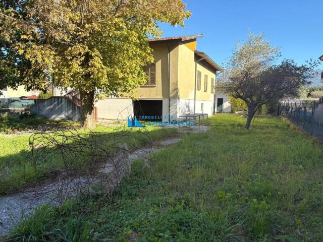 Villa Indipendente in vendita a Casone, Marina Di Massa