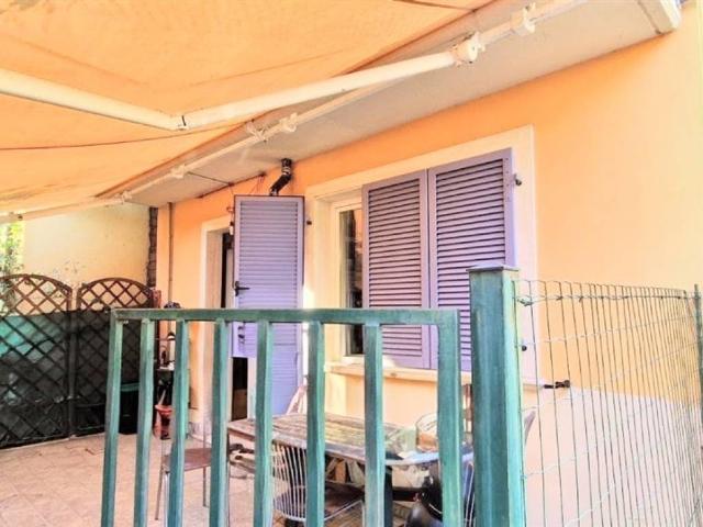 Villa Indipendente in vendita a Rinchiostra, Marina Di Massa