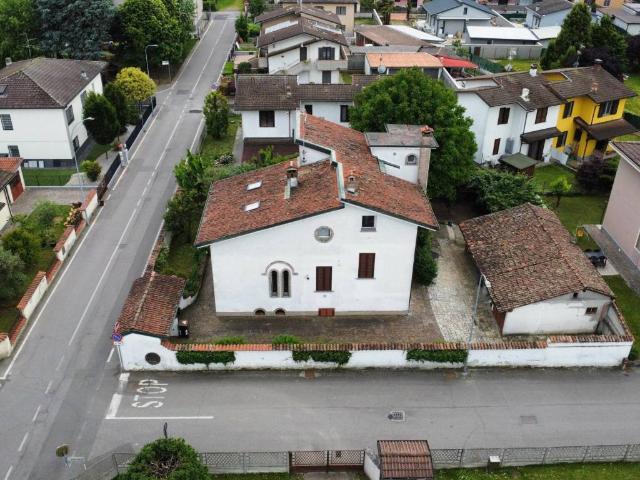 Villa Indipendente in vendita a Massalengo, Lombardia