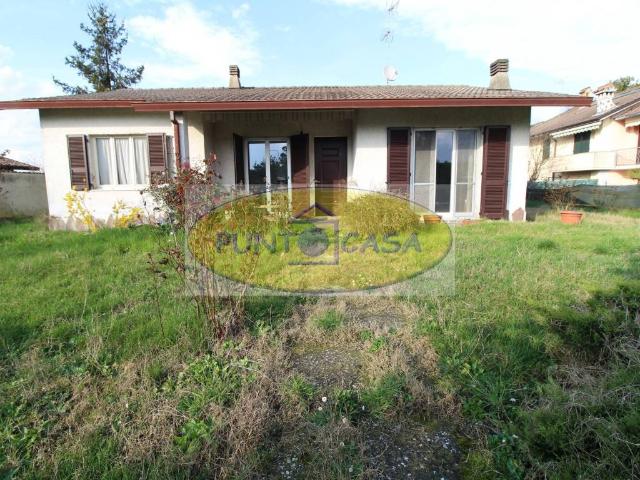 Villa Indipendente in vendita a Massalengo, Lombardia