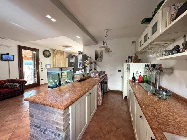 Villa Indipendente in vendita a Massanzago, Veneto